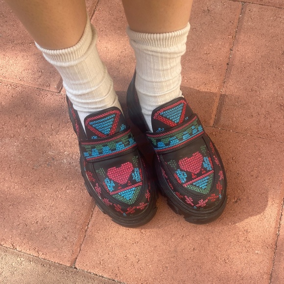 Farm Rio Black Artisanal Hearts Loafer <3 - Picture 1 of 5